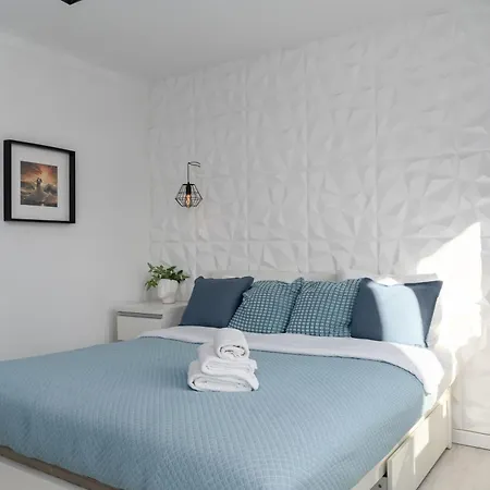 Apartment Vistula Riverside Serenity Krakow